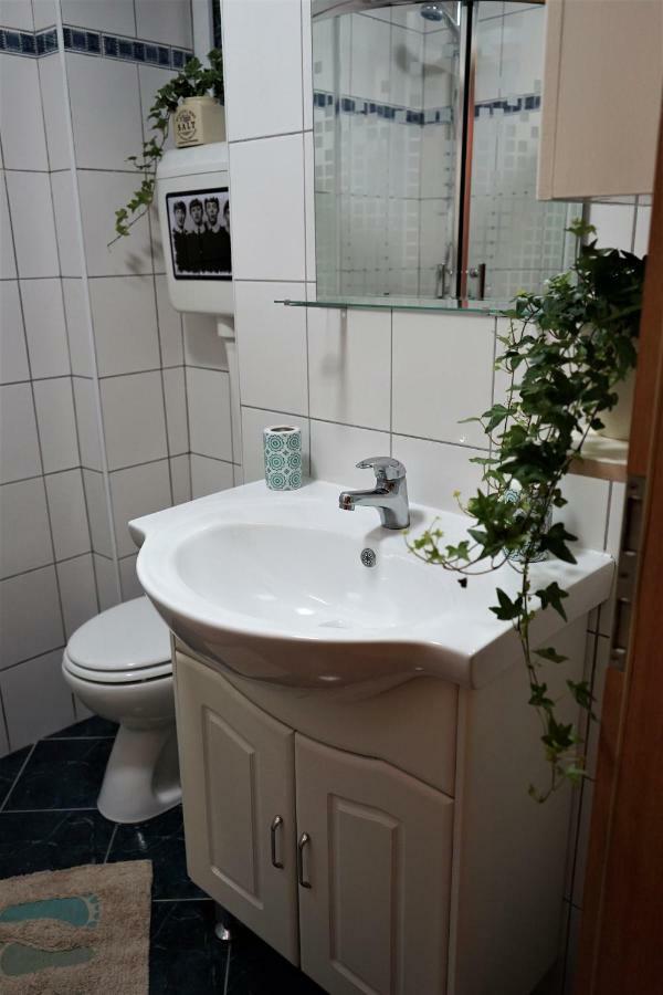 Momo'S Studio Apartment Zagreb Exterior photo